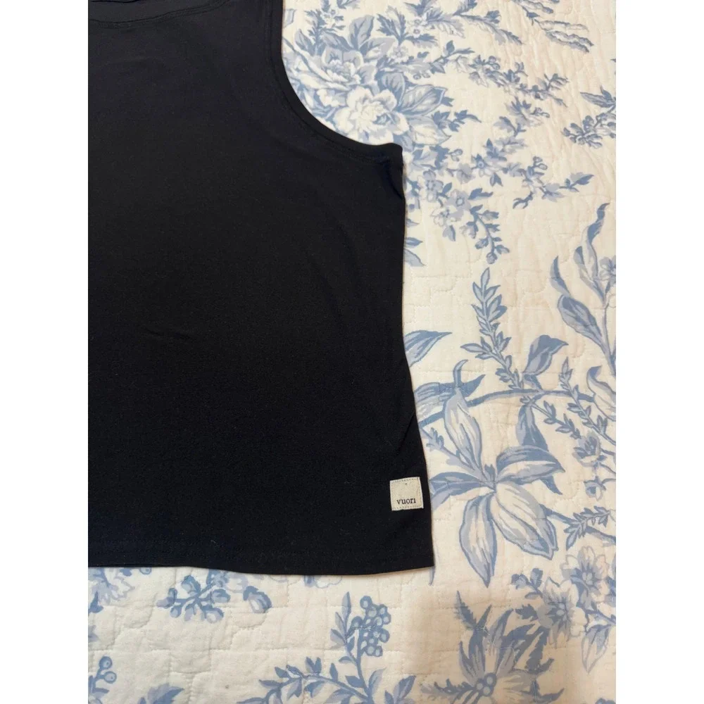 Vuori Womens Black High Neck Performance Tank Top Cropped Activewear Size L